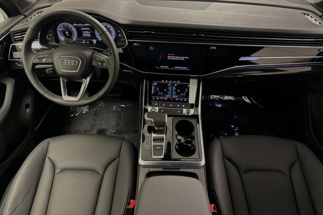 new 2025 Audi Q7 car, priced at $75,890