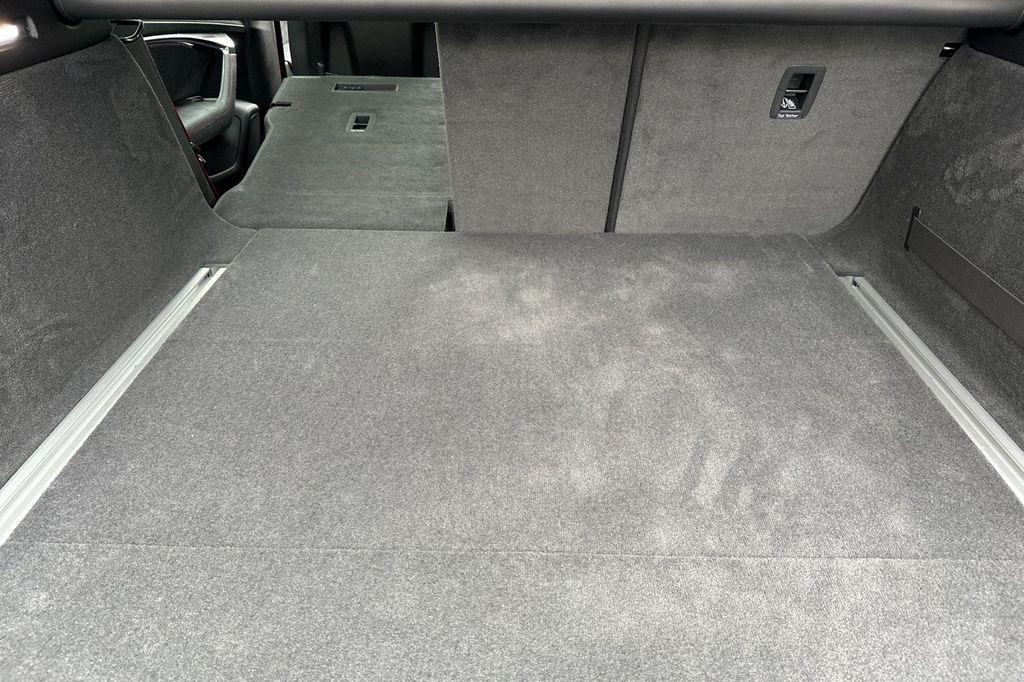 new 2026 Audi RS 6 Avant car, priced at $154,365