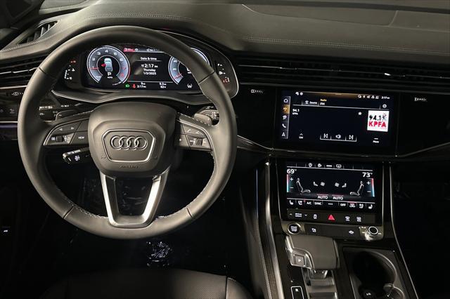 new 2025 Audi Q7 car, priced at $72,360