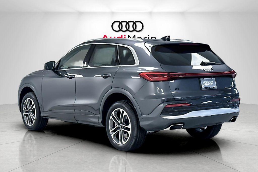 new 2025 Audi Q5 car, priced at $59,640