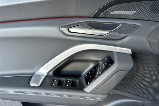 new 2025 Audi Q5 car, priced at $62,095