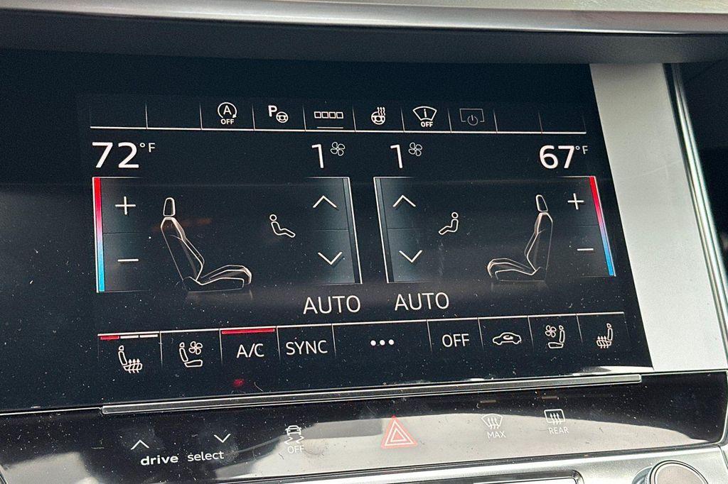 new 2026 Audi RS 6 Avant car, priced at $158,490