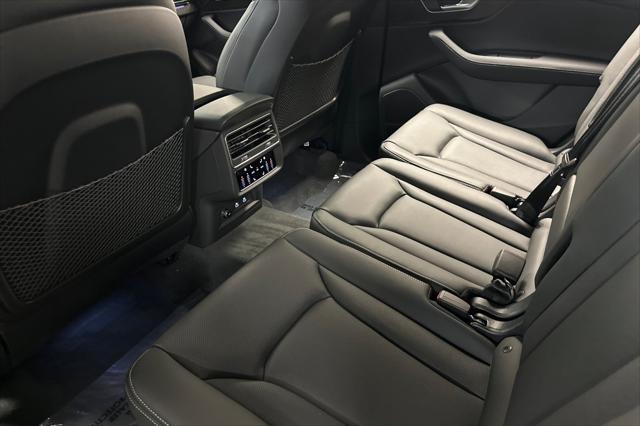 new 2025 Audi Q7 car, priced at $79,160