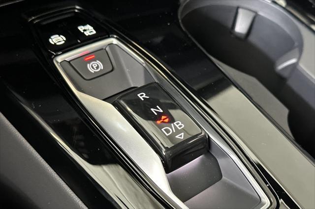 new 2025 Audi Q6 e-tron car, priced at $70,040