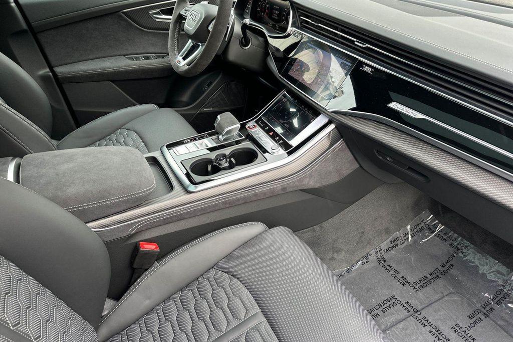 new 2025 Audi RS Q8 car, priced at $159,690