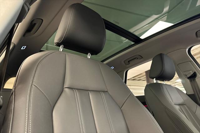 new 2025 Audi Q5 car, priced at $60,175