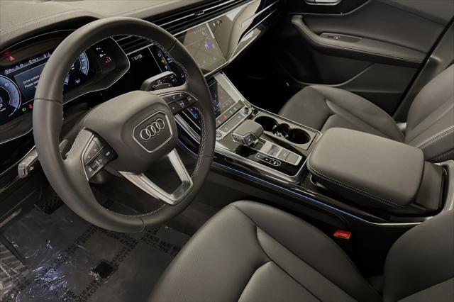 new 2025 Audi Q7 car, priced at $71,600