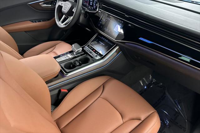 new 2025 Audi Q7 car, priced at $72,005