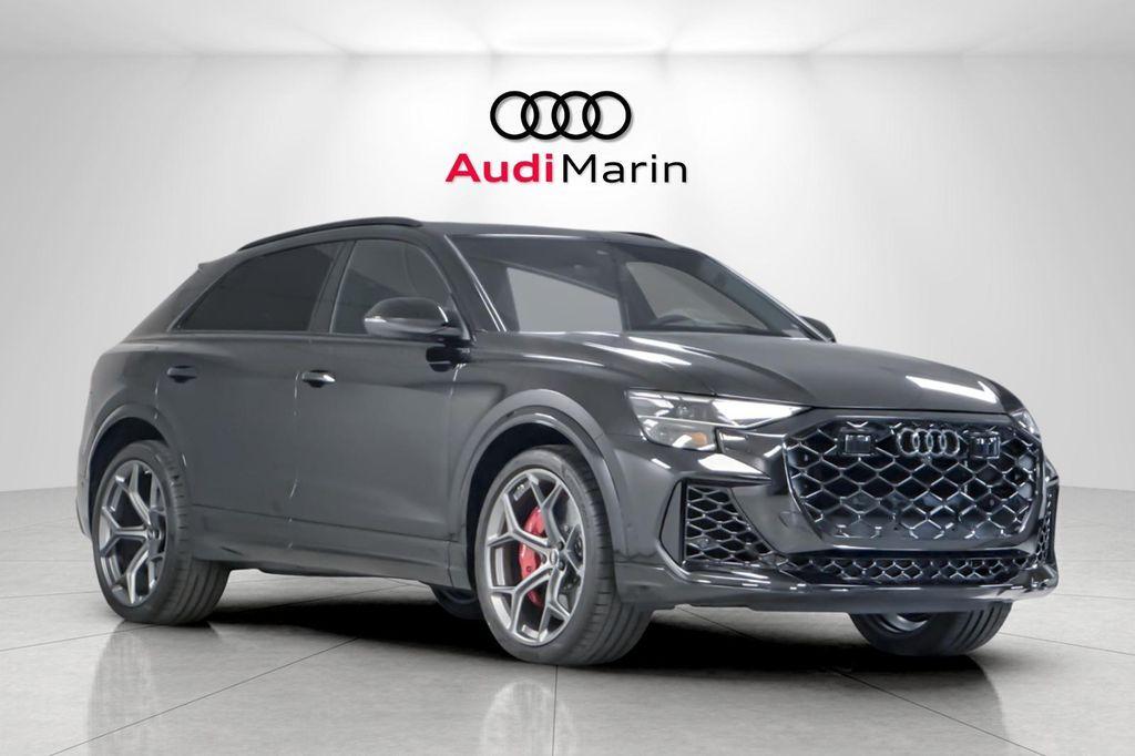 new 2025 Audi RS Q8 car, priced at $149,050