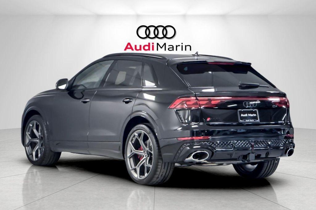 new 2025 Audi RS Q8 car, priced at $149,050