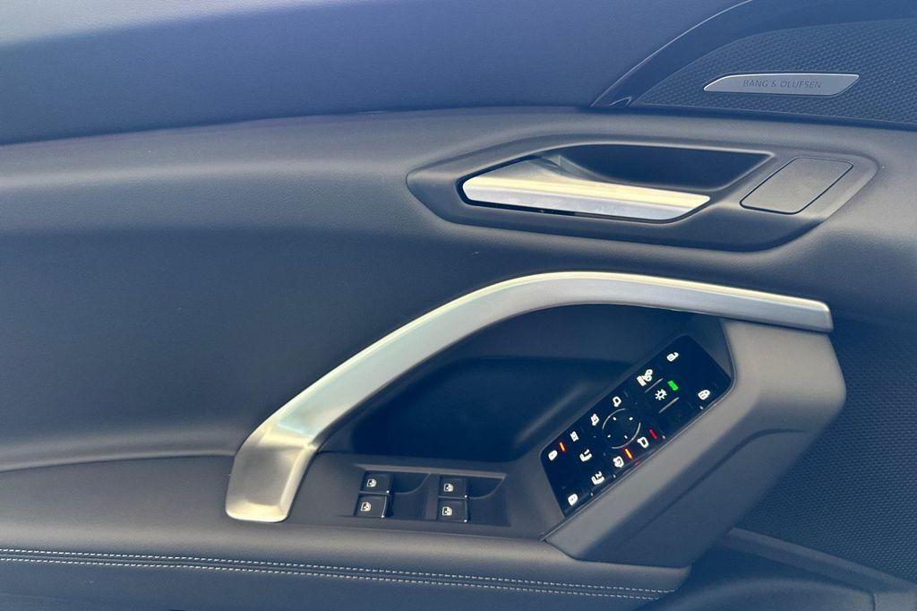 new 2025 Audi Q5 car, priced at $62,040