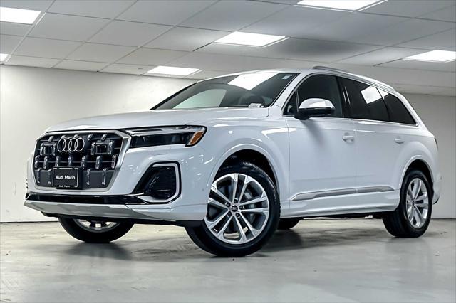 new 2025 Audi Q7 car, priced at $65,650