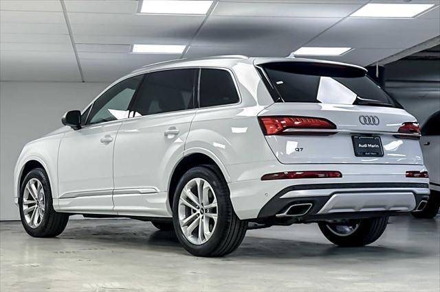 new 2025 Audi Q7 car, priced at $65,650