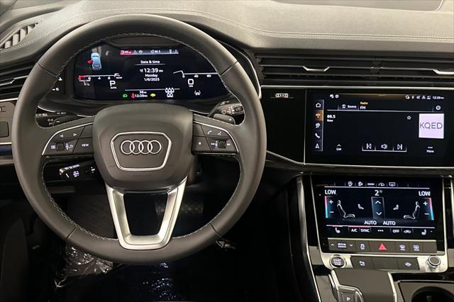 new 2025 Audi Q7 car, priced at $65,650