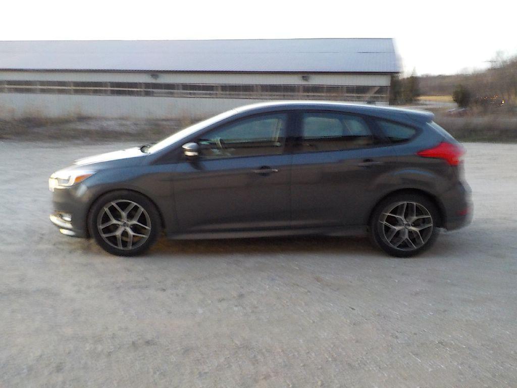 used 2016 Ford Focus car, priced at $6,995