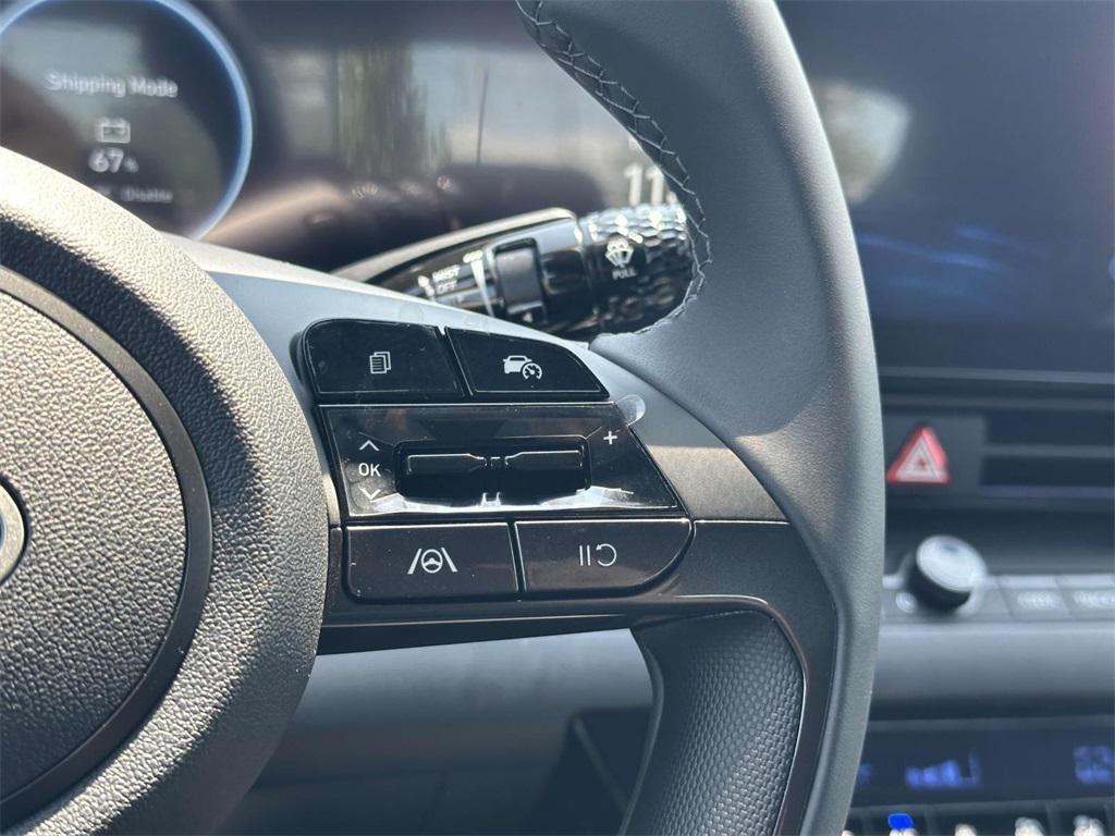 new 2025 Hyundai Elantra car, priced at $26,385