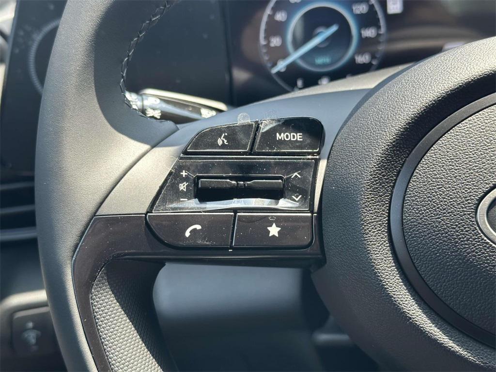 new 2025 Hyundai Elantra car, priced at $26,385