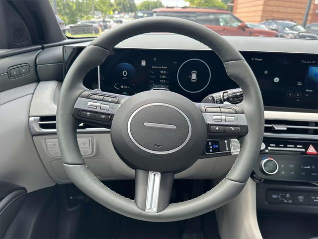 new 2025 Hyundai TUCSON Hybrid car, priced at $42,080