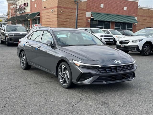 new 2025 Hyundai Elantra car, priced at $31,115