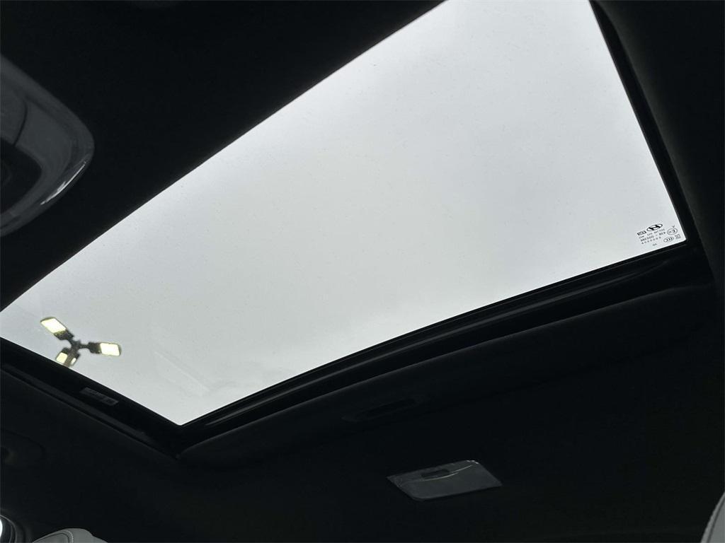 new 2025 Hyundai Elantra car, priced at $29,090