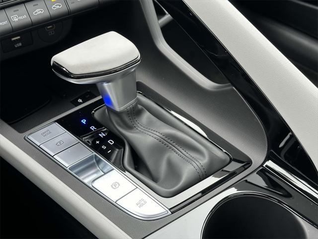 new 2025 Hyundai Elantra car, priced at $30,450