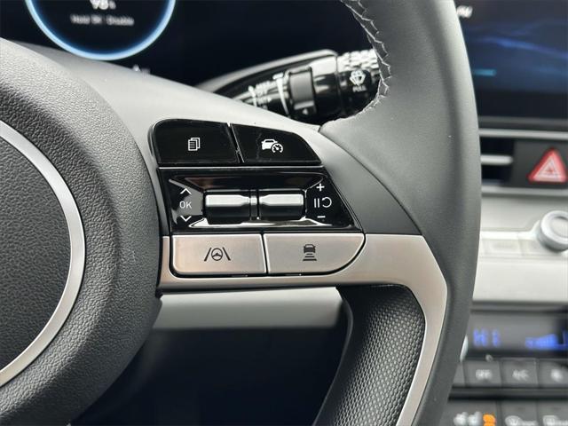 new 2025 Hyundai Elantra car, priced at $30,450