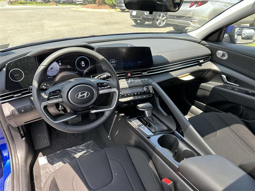 new 2025 Hyundai Elantra car, priced at $26,595