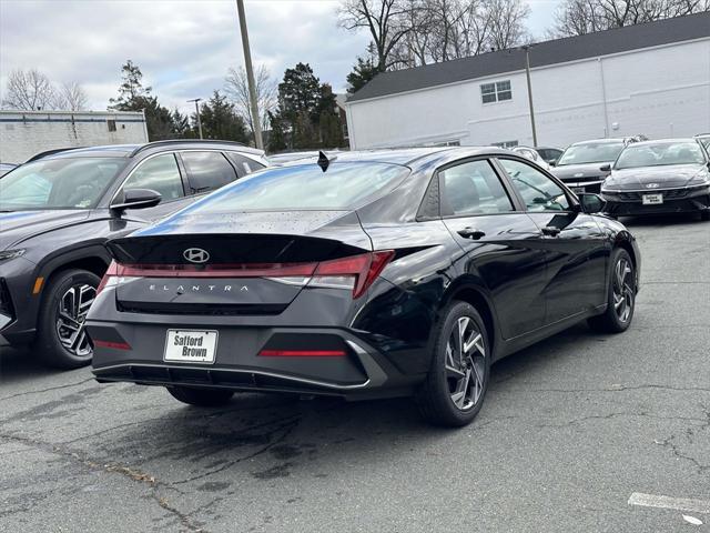 new 2025 Hyundai Elantra car, priced at $24,685