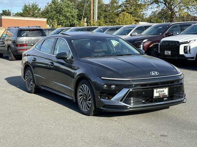 new 2025 Hyundai Sonata Hybrid car, priced at $39,160