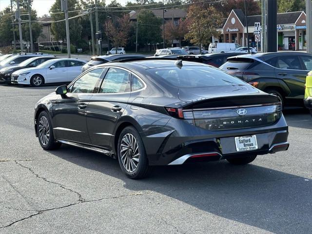 new 2025 Hyundai Sonata Hybrid car, priced at $39,160