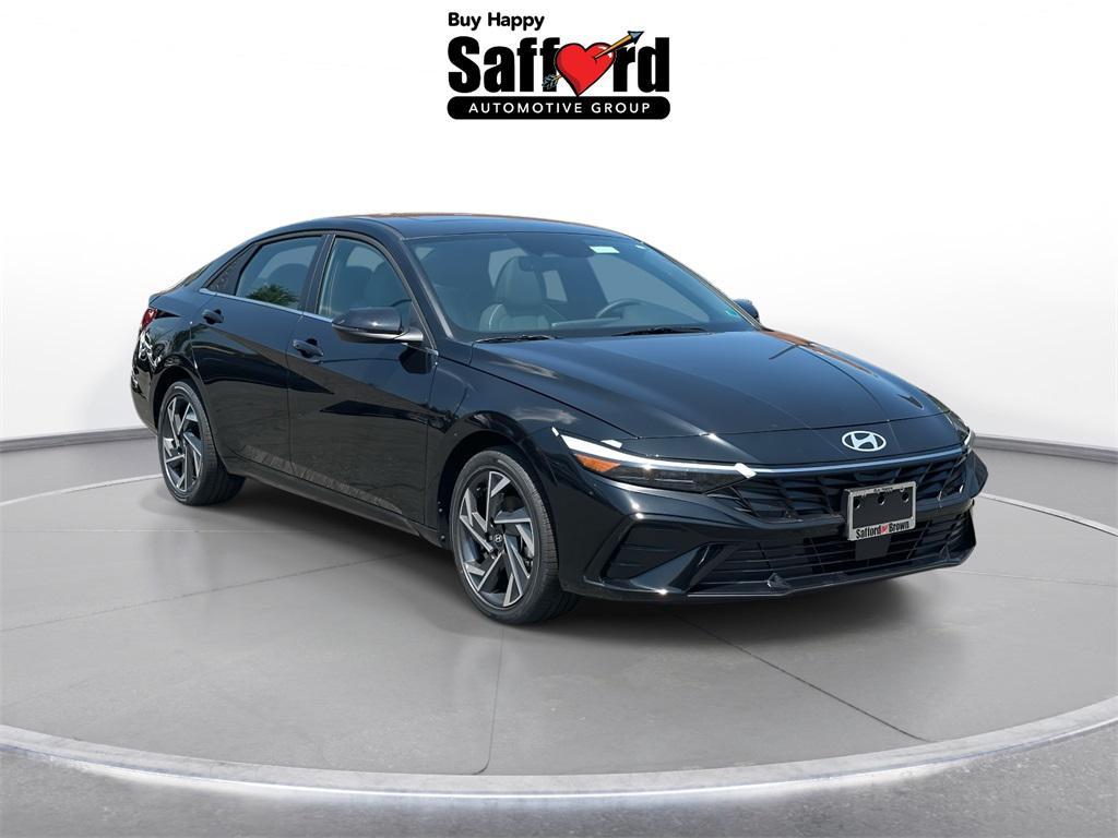 new 2025 Hyundai Elantra car, priced at $28,950