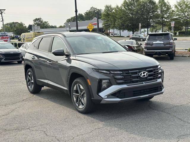 new 2025 Hyundai Tucson car, priced at $32,885