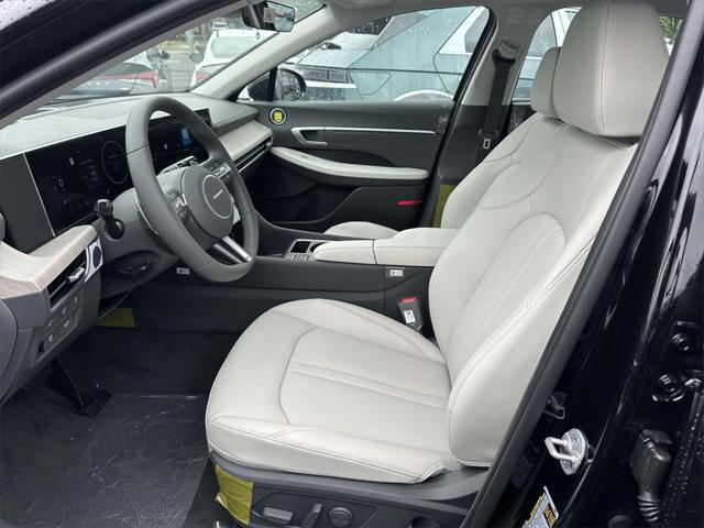 new 2025 Hyundai Sonata Hybrid car, priced at $38,025