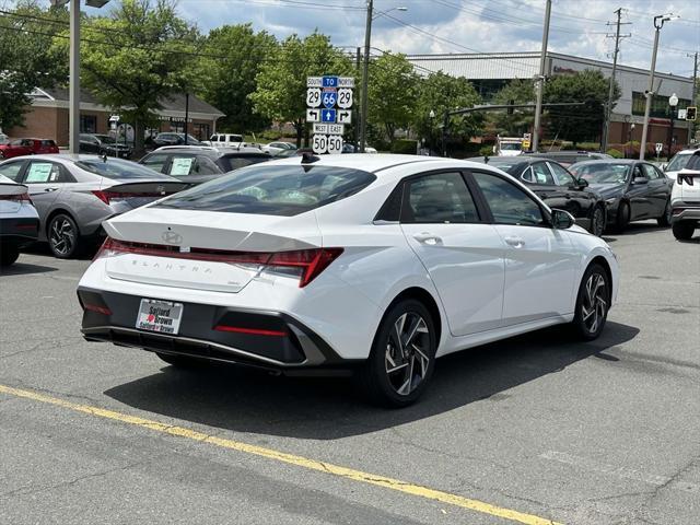 new 2025 Hyundai Elantra car, priced at $30,580