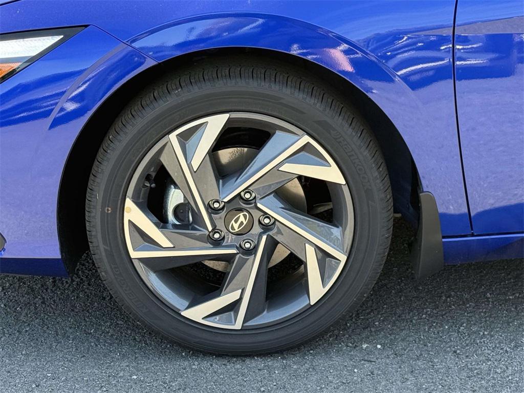 new 2025 Hyundai Elantra car, priced at $23,855