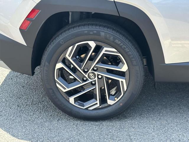 new 2025 Hyundai TUCSON Hybrid car, priced at $42,075