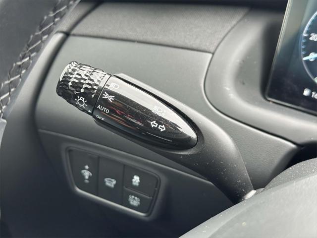 used 2024 Hyundai TUCSON Hybrid car, priced at $35,777