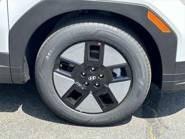 new 2025 Hyundai Santa Fe car, priced at $40,575