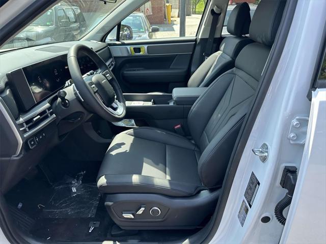 new 2025 Hyundai Santa Fe car, priced at $40,575