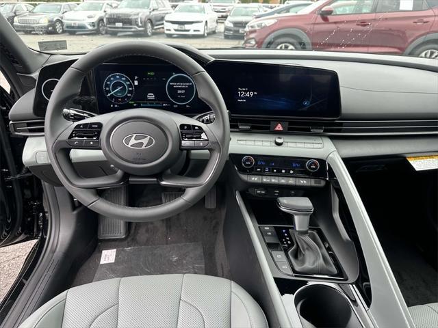 new 2025 Hyundai Elantra car, priced at $30,565