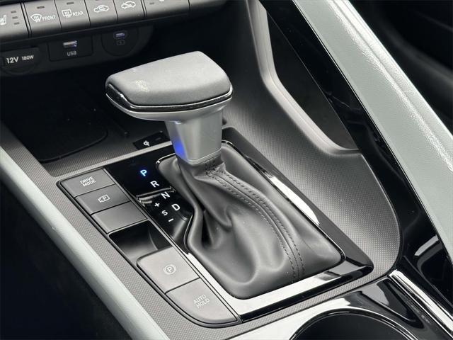 new 2025 Hyundai Elantra car, priced at $30,565