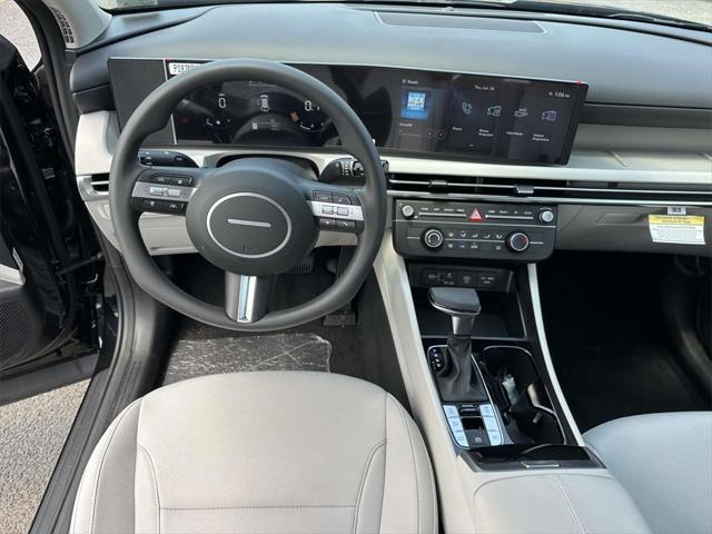new 2025 Hyundai Tucson car, priced at $30,655