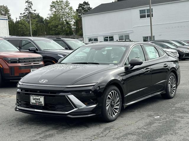 new 2025 Hyundai Sonata Hybrid car, priced at $39,170