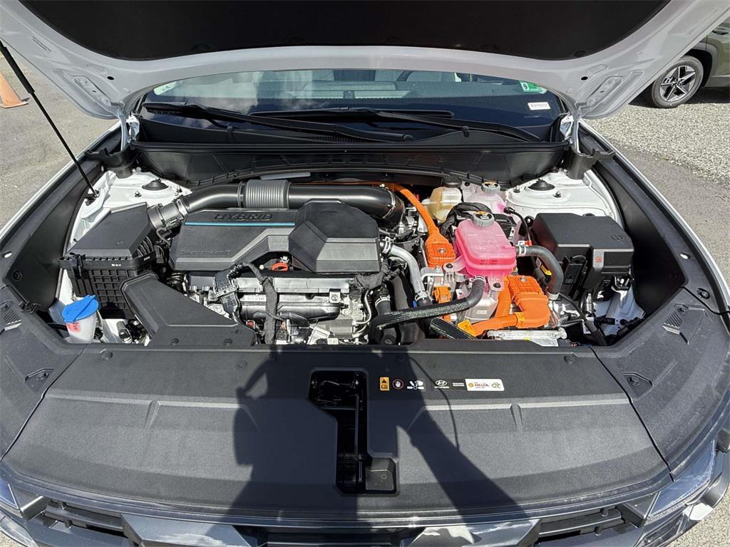 new 2025 Hyundai TUCSON Hybrid car, priced at $37,310