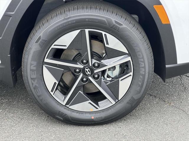 new 2025 Hyundai TUCSON Hybrid car, priced at $37,715