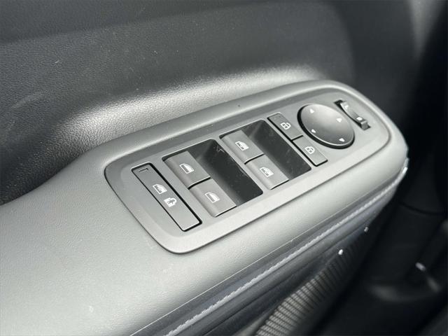 new 2025 Hyundai Santa Fe car, priced at $39,030