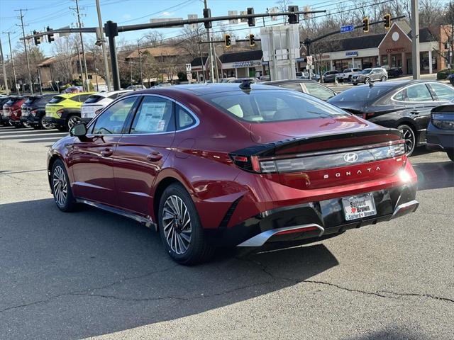 new 2025 Hyundai Sonata Hybrid car, priced at $39,675