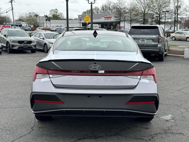 new 2025 Hyundai Elantra car, priced at $27,935