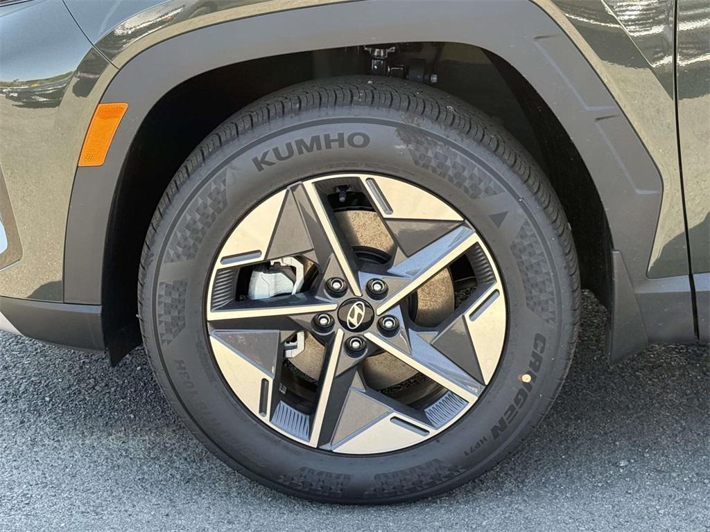new 2025 Hyundai Tucson car, priced at $32,910