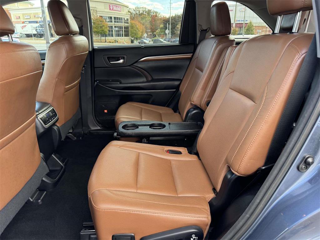 used 2017 Toyota Highlander car, priced at $17,997